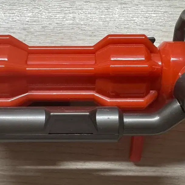 [BUNJANG] Tobot Evolution Z Laser Gun (+ Damaged Evolution Z Included) / 또봇 에볼루션 Z 레이저건 (+파손된 에볼루션 Z)