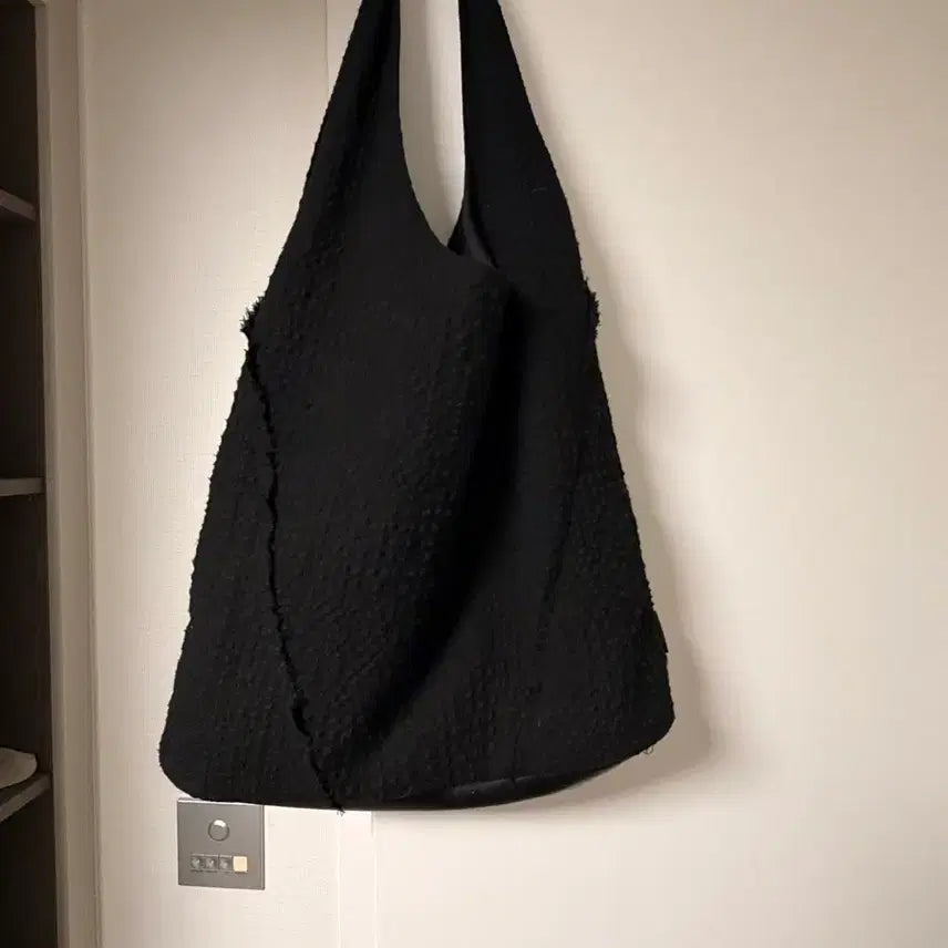 [BUNJANG] Yuse Round Tote Bag / 유스 라운드 토트백