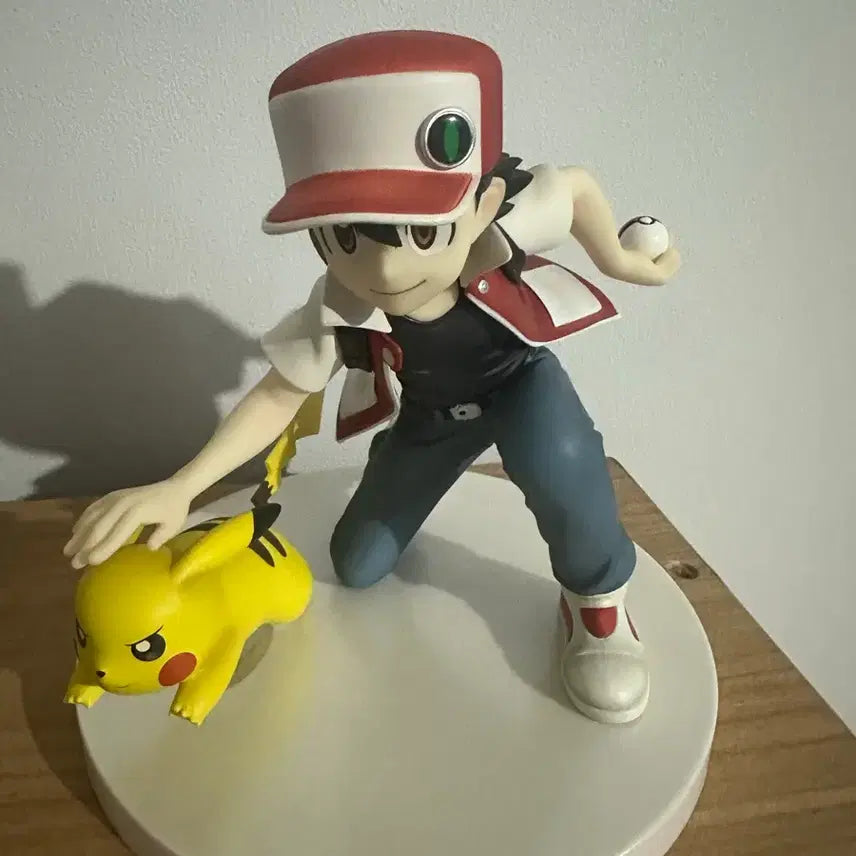 [BUNJANG] Kotobukiya Pokemon Red &amp; Pikachu Figure / 코토부키야 포켓몬스터 레드&amp;피카츄 피규어