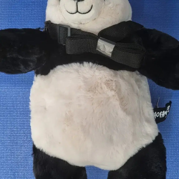 [BUNJANG] Everland Bao Family Panda Plush Backpack / 에버랜드 바오패밀리 판다인형가방 새거