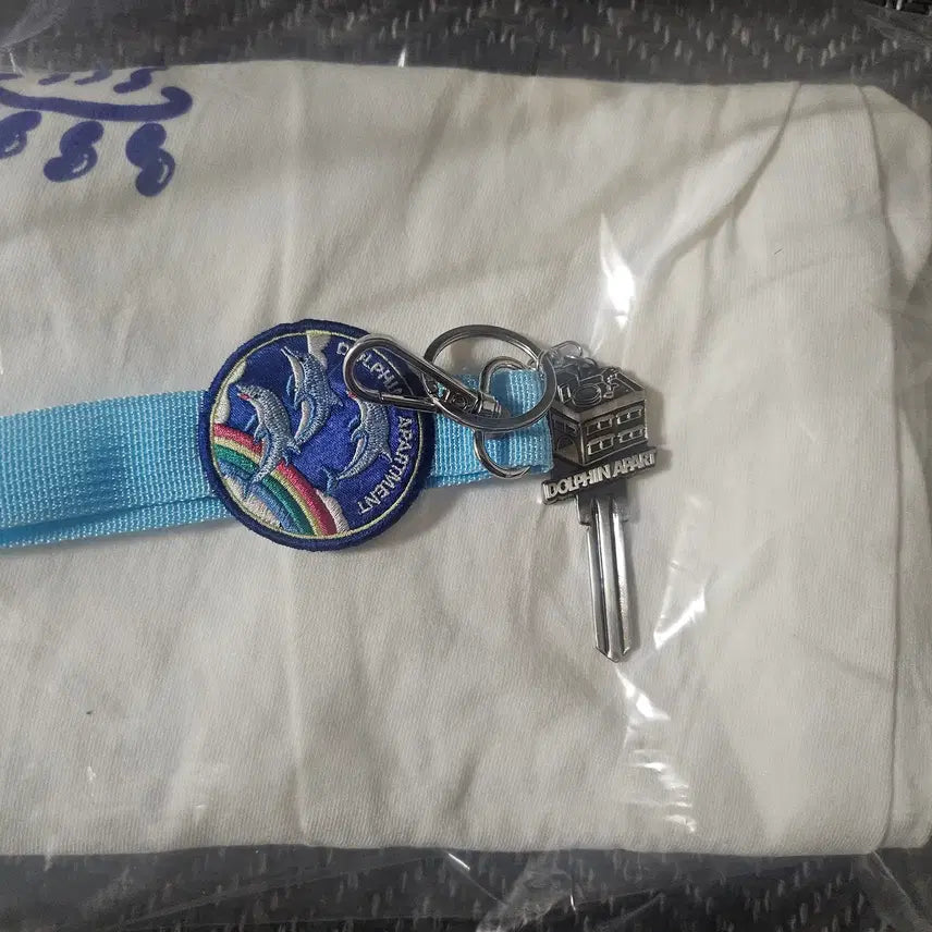 [BUNJANG] Aimyong Dolphin Keychain + Tag / 아이묭 돌핀키링+태그+카레시유무 L
