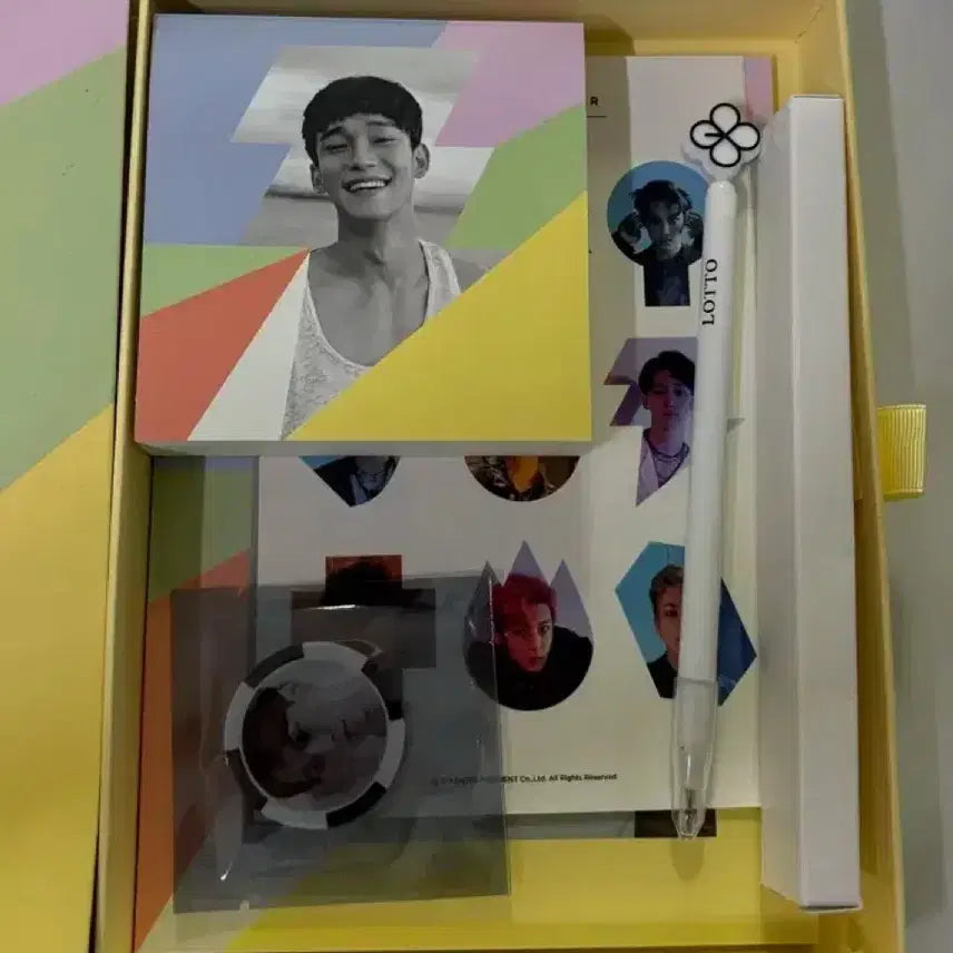 [BUNJANG] EXO Chen Lotto Photobook / EXO 공식굿즈 첸 로또 포토북