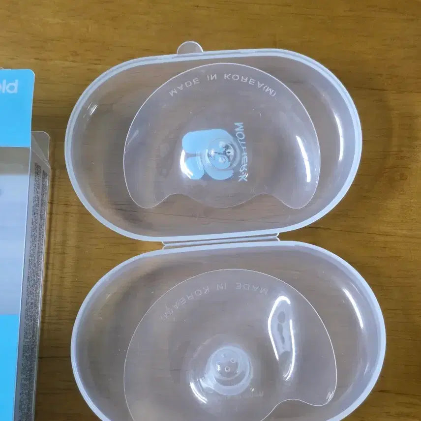 [BUNJANG] Mother-K Silicone Nipple Shields - Size M (2 Count) / 마더케이 실리콘 유두보호기 M 2개입
