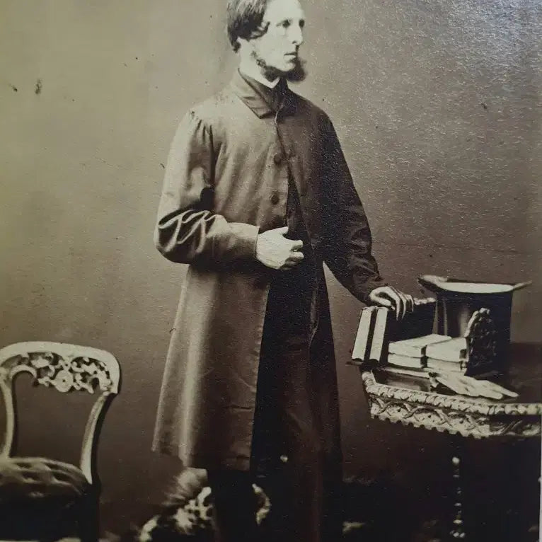 [BUNJANG] 19th Century Victorian Era Gentleman Photographs (3 Pcs) / 19세기 1800년대 앤틱 사진 빅토리아 시대 사진 3장