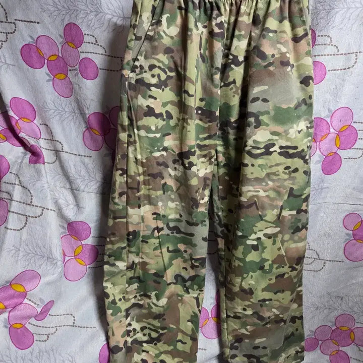 [BUNJANG] FOS Camouflage Cargo Pants XL / FOS 카모플라쥬 팬츠Xl