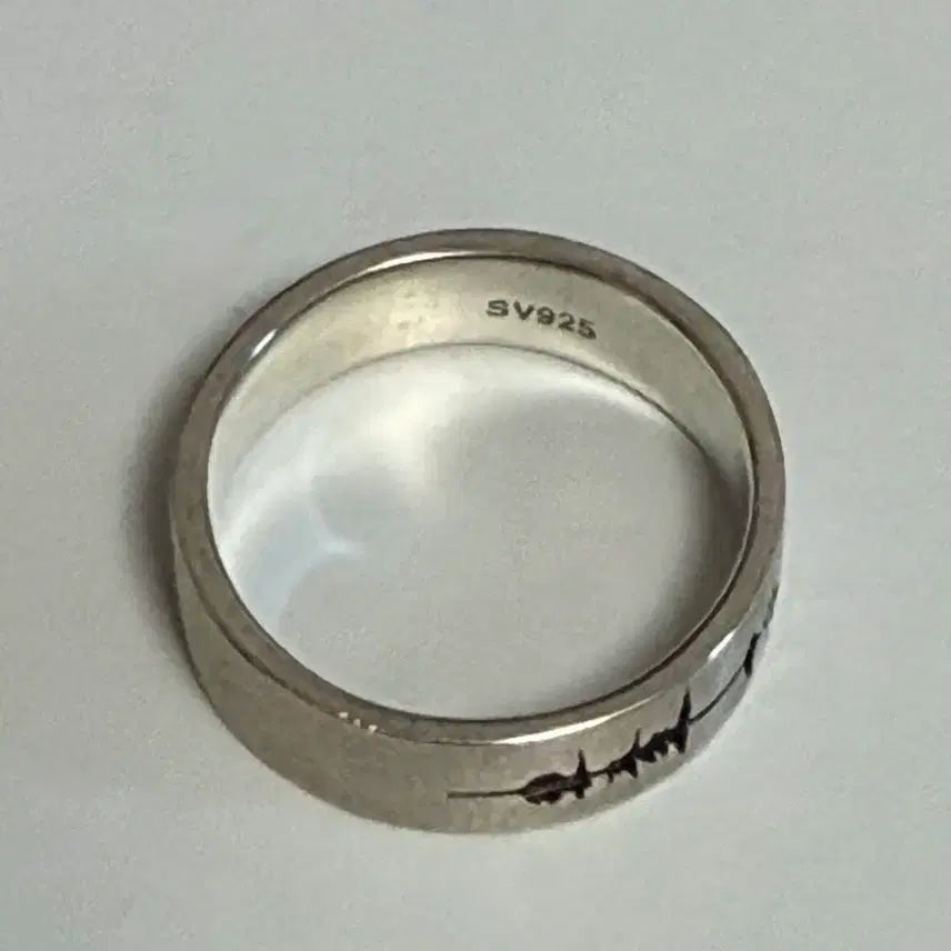 [BUNJANG] IU 10th Anniversary Soundwave Ring / 아이유 10주년 음파반지