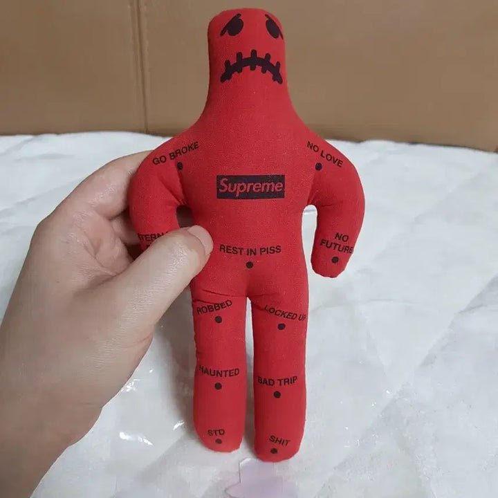 [BUNJANG] Supreme Voodoo Doll Red 19FW / 슈프림 부두 돌 인형 레드 19FW