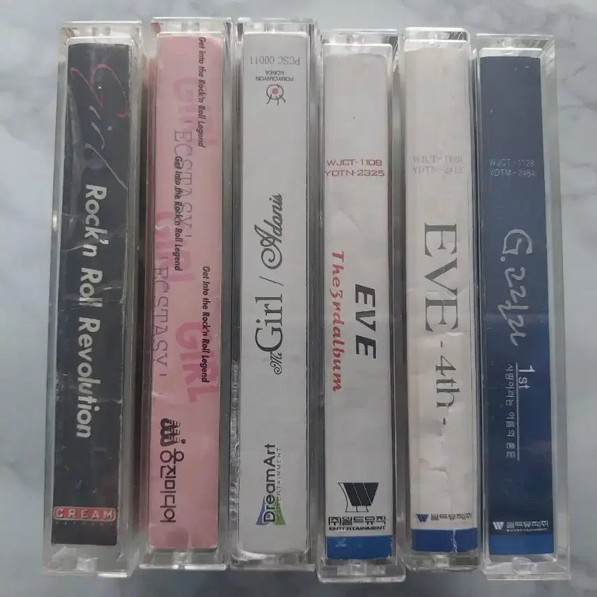 [BUNJANG] Various Artists - CD and Cassette Tape Bundle (Girl Groups 1-3, Eve 3-4, G.Gorilla 1) / [카세트테이프] 걸 1집~3집(사진/포스터)+이브+G.고릴라 앨범 일괄