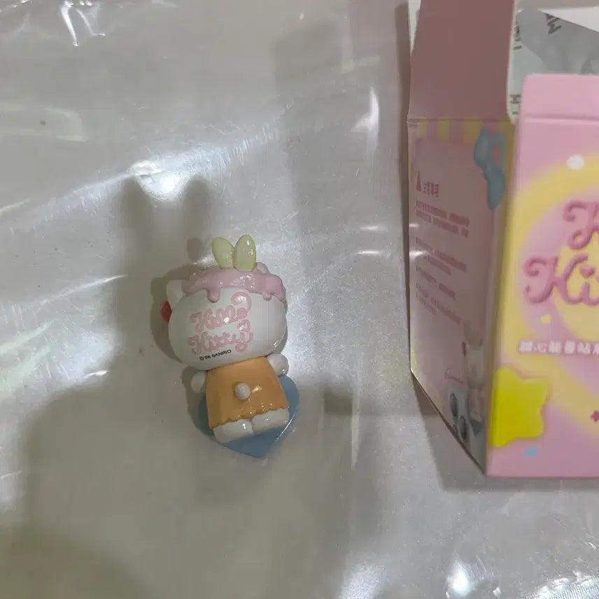 [BUNJANG] Sanrio Sweetheart Hello Kitty Hyper Figure / 산리오 스위트하트 헬로키티 히퍼 피규어