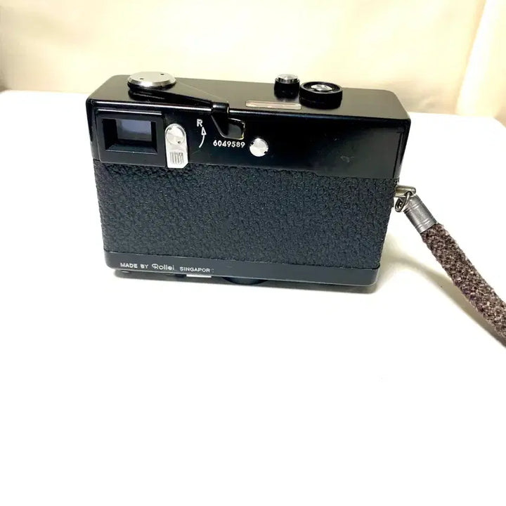 [SOLD OUT] 롤라이 35 블랙