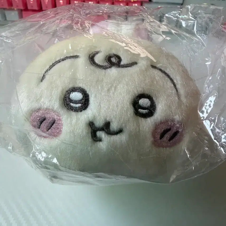 [BUNJANG] Chiikawa Usagi (Baby Version) Sleeping Mascot Plush Keychain / 치이카와 베이비 우사기 엎드린 버전 마스코트 엉금엉금 인형 키링 먼작귀