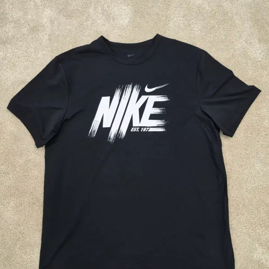 [BUNJANG] Nike Dri-FIT Performance T-Shirt XL Black / 나이키 DRI-FIT 기능성 반팔티입니다.