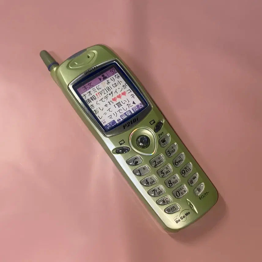 [BUNJANG] Vintage Japanese Mock-up Phone Strap Charm (Docomo, Galaphone, Kittyphone) / 고전 일본 모형폰 목업폰 도코모 갸루폰 키티폰 키링 스트랩 다이어리