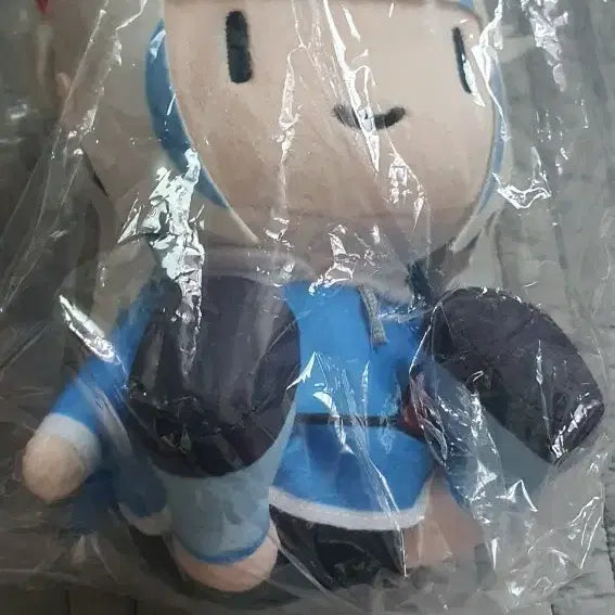 [BUNJANG] Hololive Gura Small Plush Doll (Sealed) / 미개봉) 홀로라이브 스몰 가우르 구라 인형 판매