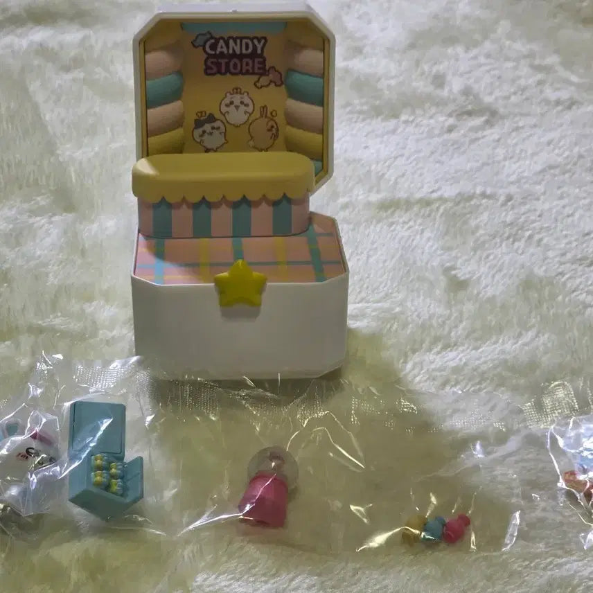 [BUNJANG] Monjjakui Random Compact Shop Momongga Candy Store / 먼작귀 랜덤 콤팩트샵 모몽가 사탕가게