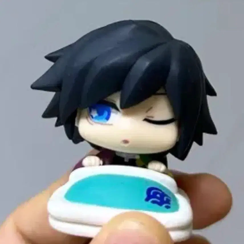 [BUNJANG] Demon Slayer Giyu Tomioka Onemutan Earth Color Ver. Figure / 귀멸의칼날 기유 오네무탄  어스 컬러