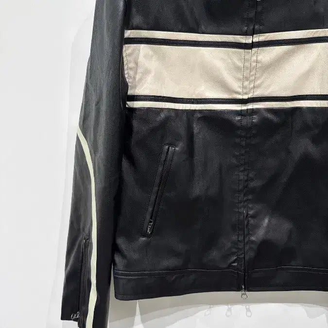 [SOLD OUT] [3] 슈퍼서브 페이크 레더 자켓