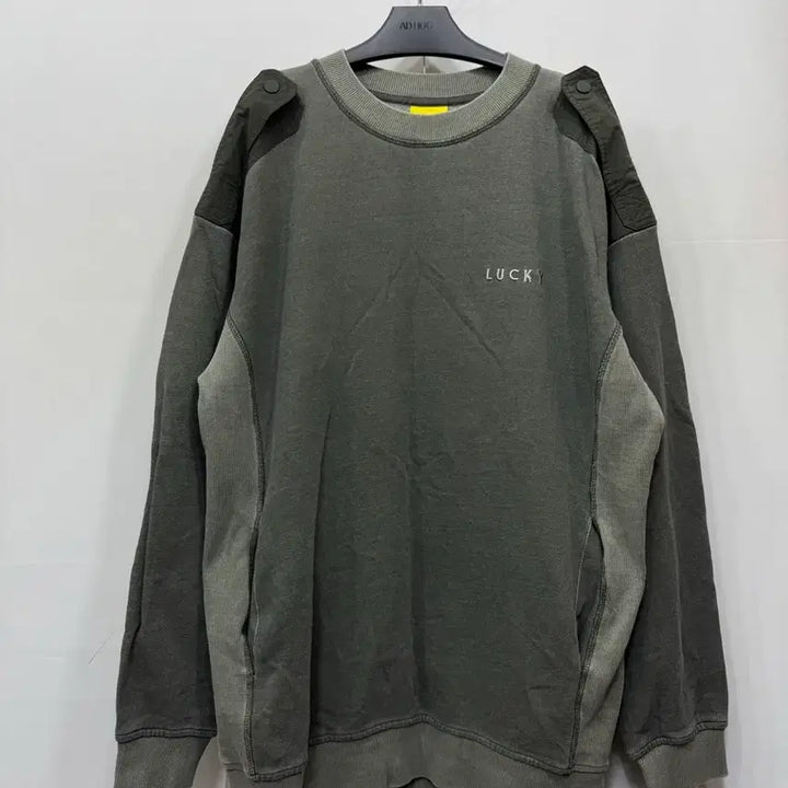 [BUNJANG] Lucky Chouette Sweatshirt / F) 럭키슈에뜨 맨투맨