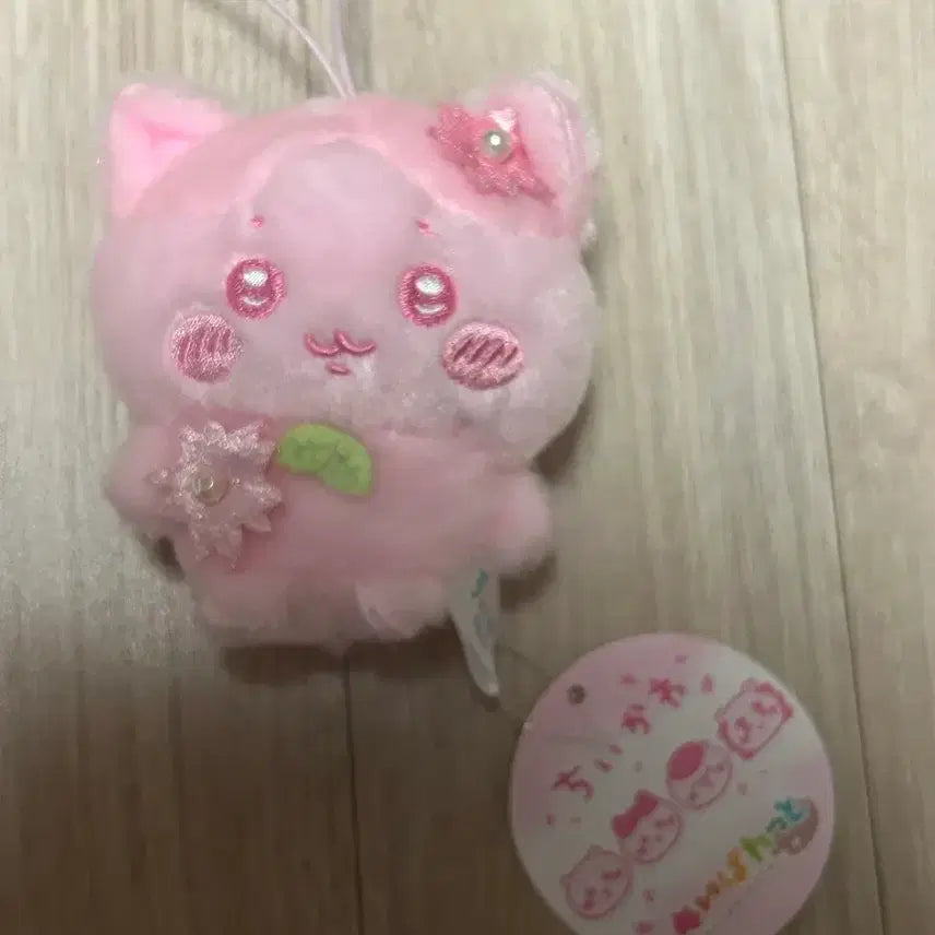 [BUNJANG] Chiikawa Hachiwara Sakura Cherry Blossom Furyu Mascot / 치이카와 하치와레 사쿠라 벚꽃 후류 마스코트