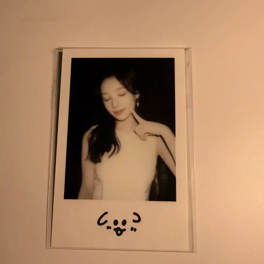 [BUNJANG] Izuna Yusarang Metronome Photobook Photocard Bundle Set / 이즈나 유사랑 메트로놈 포토북 포토카드