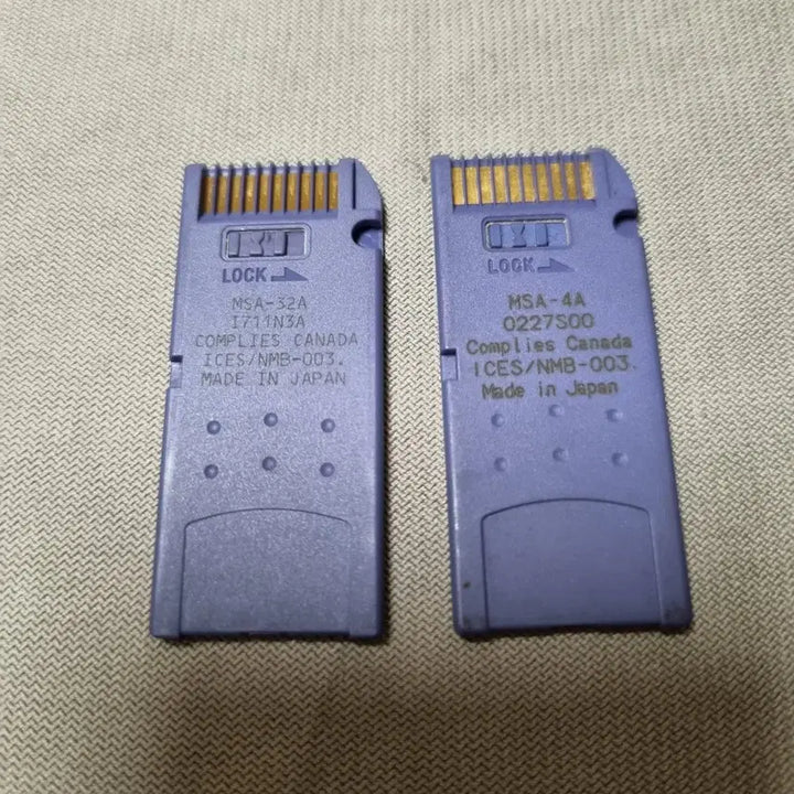 [BUNJANG] Sony Memory Stick Duo 4MB &amp; 32MB Bundle / 소니 메모리스틱 4MB / 32MB 일괄 판매합니다.