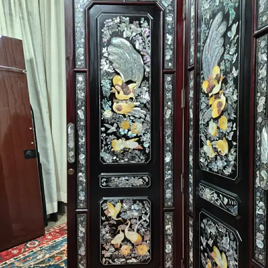 [BUNJANG] 1970s Vintage Tongyeong Mother-of-Pearl Inlaid Folding Screen / N6-1 70S 빈티지 오리지널 통영나전칠기 천연자개 2폭 접이식 파티션