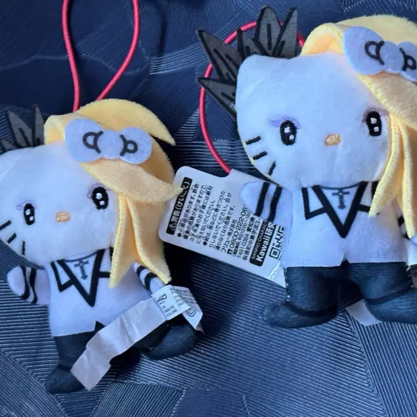 [BUNJANG] Sanrio Yoshikitty Mascot Plush Doll / 요시키티 마스코트 누이 인형 산리오 yoshikitty
