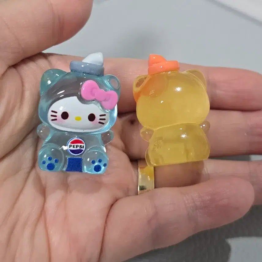 [BUNJANG] Hello Kitty Beverage Bottle Figure Set / 음료 키티 피규어 세트