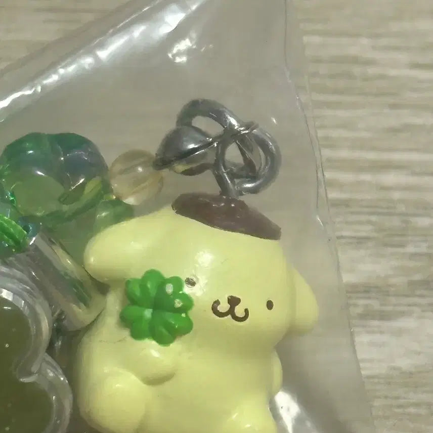 [BUNJANG] Pompompurin Four-Leaf Clover Keychain / 폼폼푸린 네잎클로버 키링