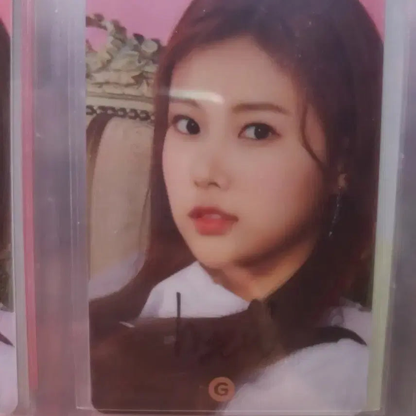 [BUNJANG] IZ*ONE Kang Hyewon Gmarket 1st Signed Gift Card / 아이즈원 강혜원 지마켓 1차 싸인 기프트카드 판매