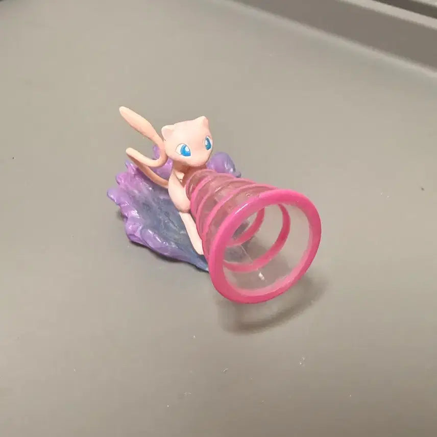 [BUNJANG] Rare Mew Pokemon Figure / 완전 희귀 포켓몬 뮤 피규어