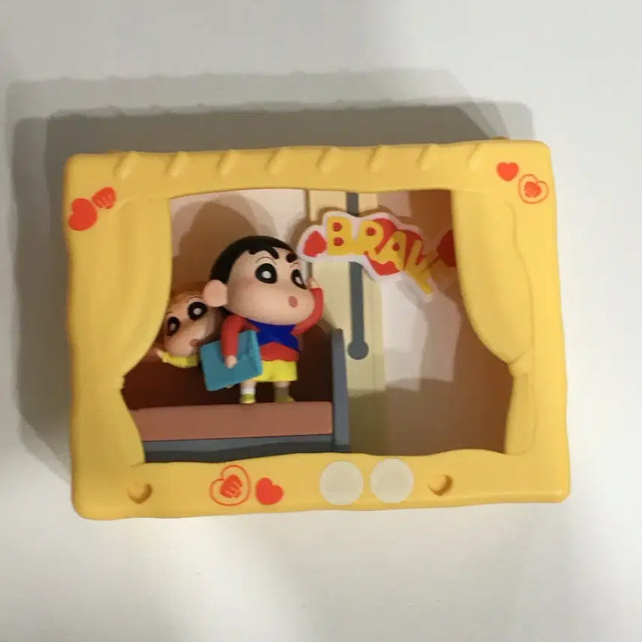 [BUNJANG] Pop Mart Crayon Shin-chan "File for Dad" Figure (Unsealed) / [단순개봉] 팝마트 짱구 동심 극장 피규어 - File for Dad