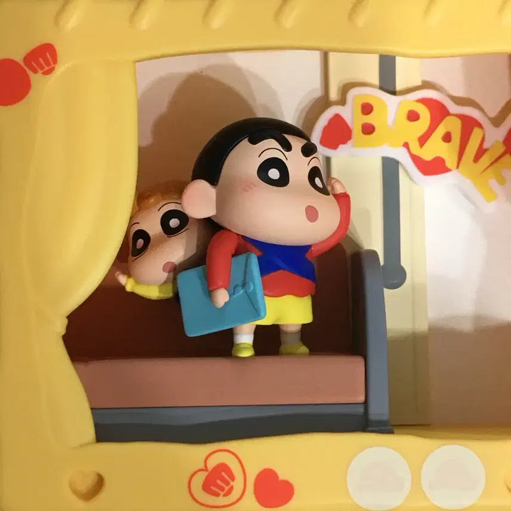 [BUNJANG] Pop Mart Crayon Shin-chan "File for Dad" Figure (Unsealed) / [단순개봉] 팝마트 짱구 동심 극장 피규어 - File for Dad