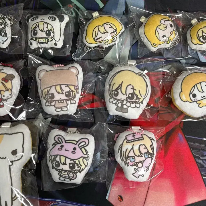 [BUNJANG] Plaive Gou Official Goods Noah Cushion Keyring Bundle Set (Sealed) / 플레이브 비공굿 구우님 노아 쿠션키링 미개봉 일괄