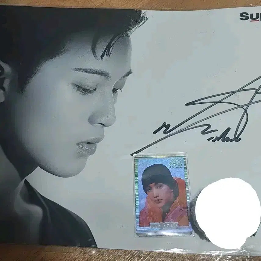[BUNJANG] NCT SuperM Mark Autographed Poster &amp; Buffering Special Photocard Bundle / 엔시티 슈퍼엠 마크 mark 친필 싸인 포스터 스페셜 트레카 포카 포토카드