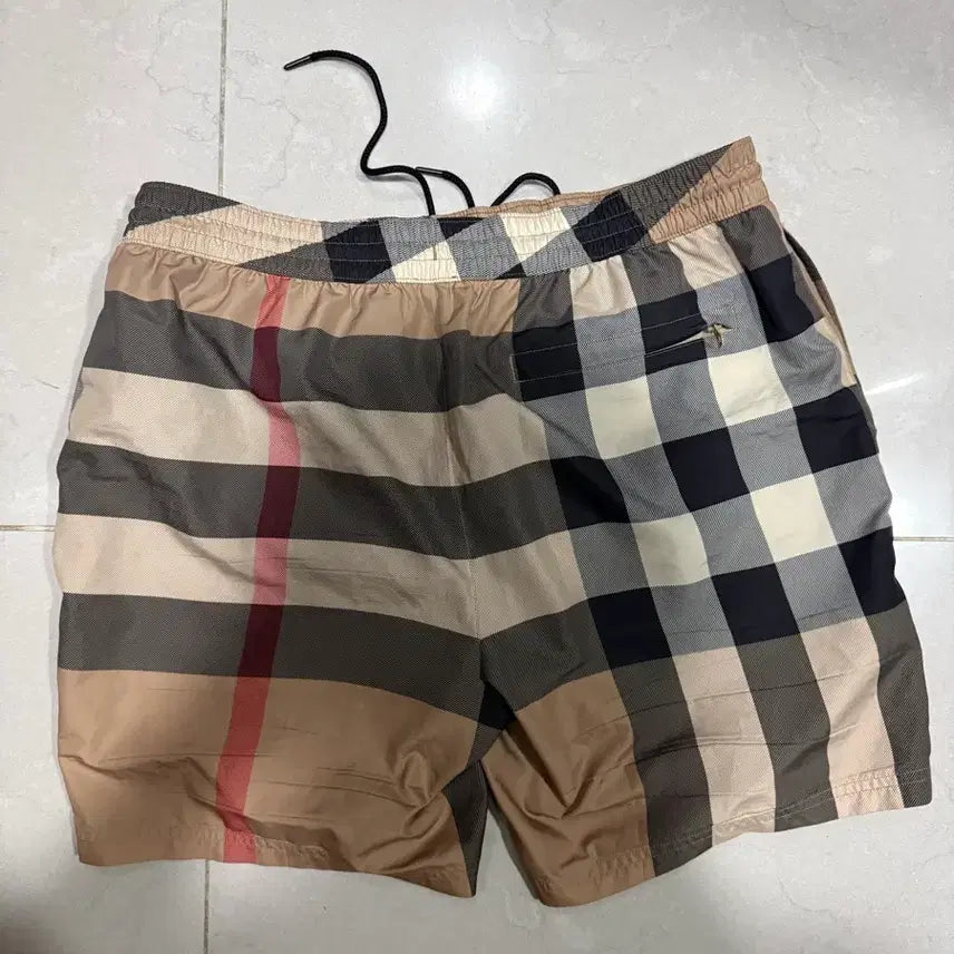 [BUNJANG] Burberry Check Swim Shorts (L) / [당일출고,L사이즈] 버버리 체크 스윔팬츠 반바지
