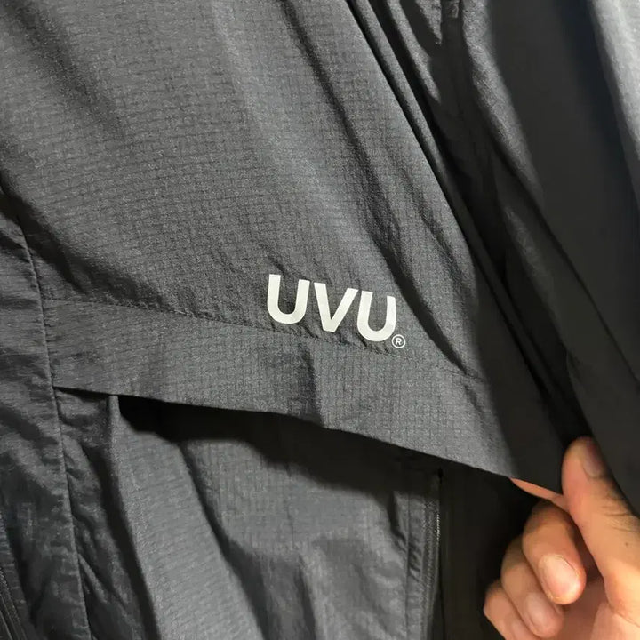 [BUNJANG] UVU Windbreaker Black L / UVU 윈드브레이커 L