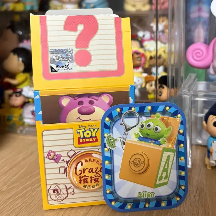 [BUNJANG] Disney Pixar Toy Story Alien Keycap Keychain / 토이스토리 알린 랜덤 키캡 키링