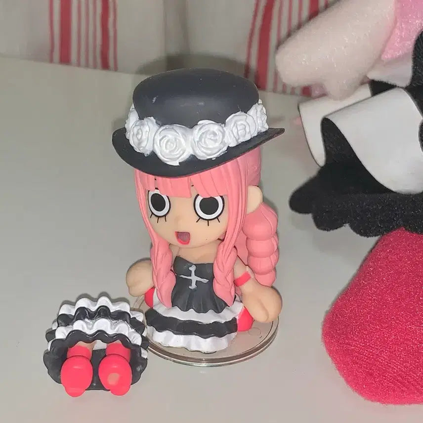 [BUNJANG] One Piece Perona 2013 Halloween Kumacy Doll + Bismile Figure Bundle / 원피스 페로나 2013 할로윈 쿠마시돌+비스마일 피규어