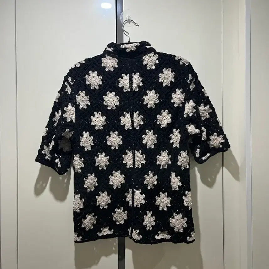 [BUNJANG] Zara Man Crochet Flower Shirt (Medium) / 자라 맨 크로셰 플라워 셔츠 M