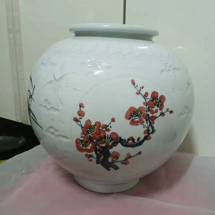 [BUNJANG] White Porcelain Jar with Four Gentlemen Painting (Plum Blossom) / 사군자 백자