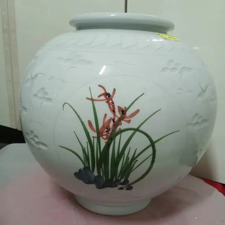 [BUNJANG] White Porcelain Jar with Four Gentlemen Painting (Plum Blossom) / 사군자 백자
