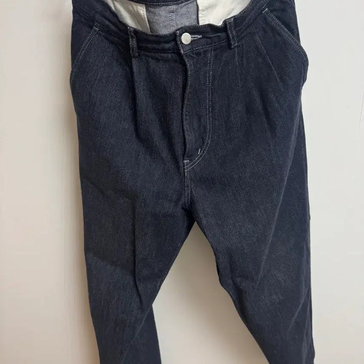 [BUNJANG] Graphpaper Colorfast Denim Two Tuck Pants Navy / [2]그라프페이퍼 컬러패스트 데님 투턱 팬츠