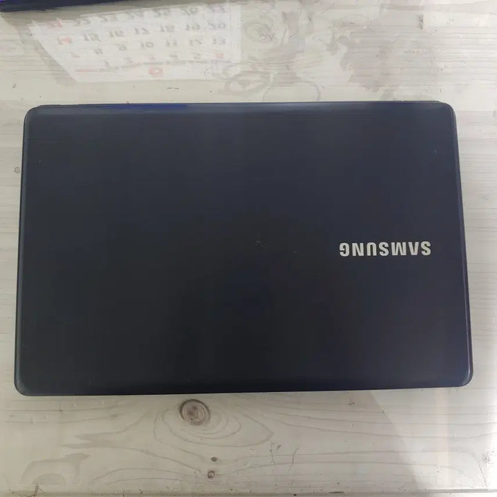 [SOLD OUT] 삼성NT500R5W i7-7500 15인치 노트북