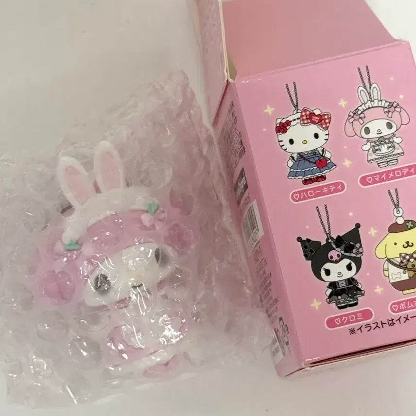[BUNJANG] Sanrio Characters Target 4th Edition Coordination Collection Keyring My Melody / 산리오 캐릭터대상 4탄 코디컬렉션 키링 랜덤깡 마이멜로디 마멜
