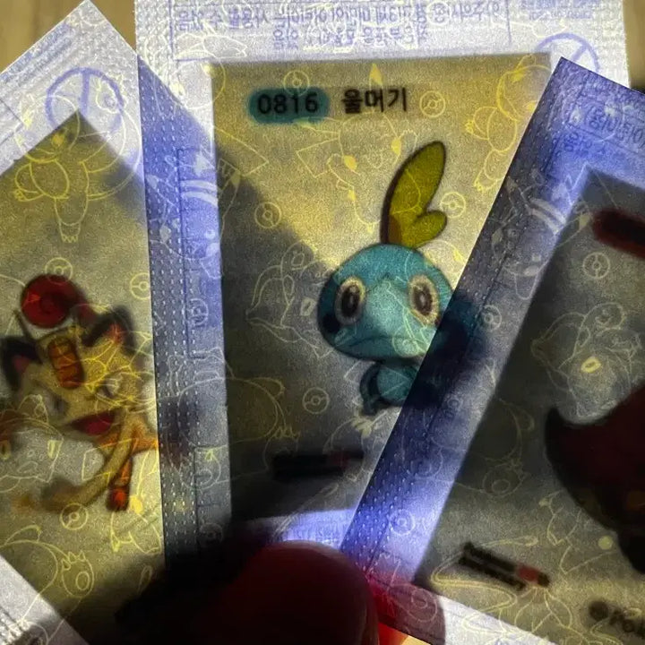 [BUNJANG] Pokemon 30th Anniversary Stickers: Qwilfish, Pichu, Suicune, Meowth, Sobble, Scraggy / 포켓몬 30주년 띠부씰 망나뇽, 냐옹, 뜨아거