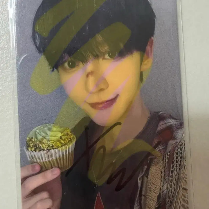 [BUNJANG] KICKFLIP Donghyun Signed Photocard / 킥플립 동현 싸인 포카