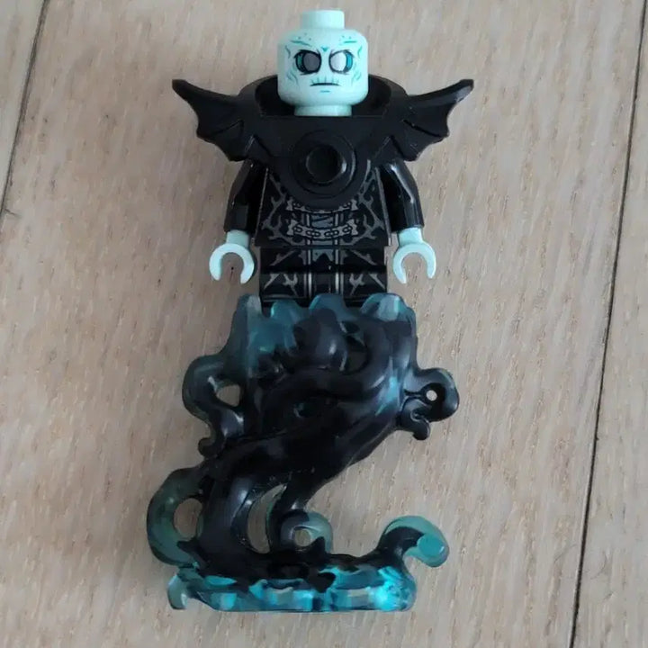 [BUNJANG] Lego Hidden Side Nemur Mini-Figure / 레고 정품 히든사이즈 네마르 미니피규어