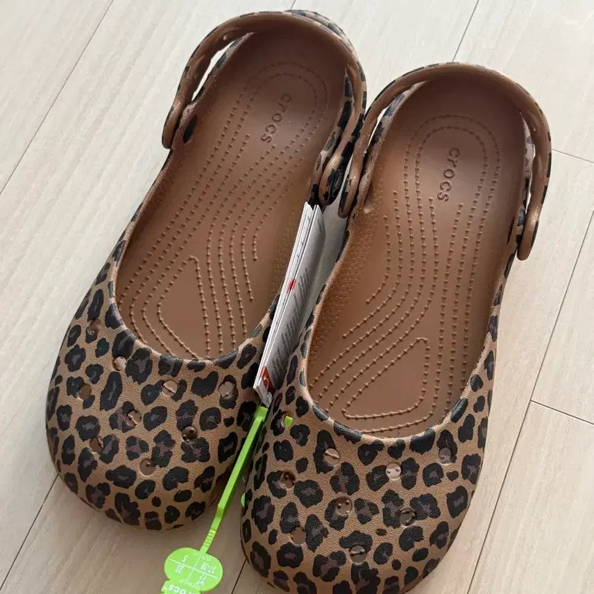 [BUNJANG] Crocs Classic Ballet Leopard Black / (정품) 크록스 발레 레오파드 블랙 새상품