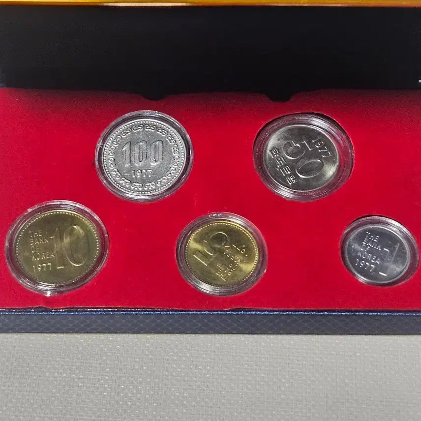 [BUNJANG] 1977 Korean Bank Coin Set / 1977년 한국은행 주화 세트